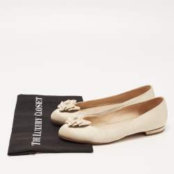 Pre Owned Chanel Beige Satin CC Embellished Bow Ballet Flats Size 38.5