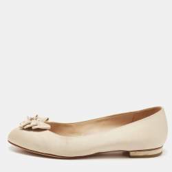Pre Owned Chanel Beige Satin CC Embellished Bow Ballet Flats Size 38.5