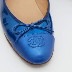 Pre Owned Chanel Blue Patent Leather CC Bow Ballet Flats Size 41