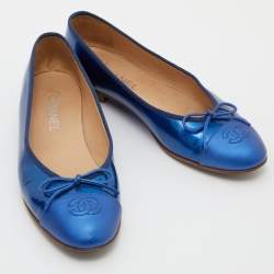 Pre Owned Chanel Blue Patent Leather CC Bow Ballet Flats Size 41