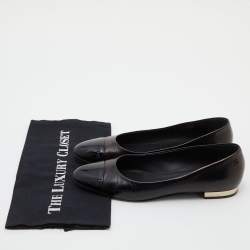 Pre Owned Chanel Black Leather and Patent Cap Toe CC Ballet Flats Size 39