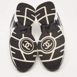 Chanel Navy Blue/Cream Leather and Patent CC Low Top Sneakers Size 38.5