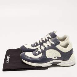 Chanel Navy Blue/Cream Leather and Patent CC Low Top Sneakers Size 38.5