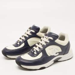 Chanel Navy Blue/Cream Leather and Patent CC Low Top Sneakers Size 38.5