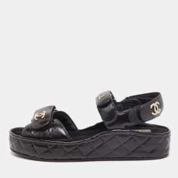 Pre Owned Chanel Black Quilted Leather Interlocking CC Logo Flat Sandals Size 36