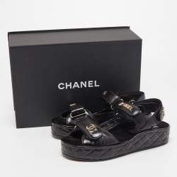 Pre Owned Chanel Black Quilted Leather Interlocking CC Logo Flat Sandals Size 36