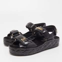 Pre Owned Chanel Black Quilted Leather Interlocking CC Logo Flat Sandals Size 36
