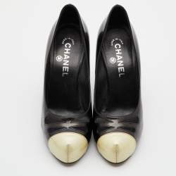 Pre Owned Chanel Black/Gold Patent and Leather CC Cap Toe Pumps 37.5