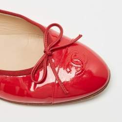 Pre Owned Chanel Red Patent  Leather CC Bow Ballet Flats Size 40.5