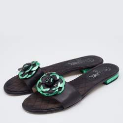 Chanel Black/Green Leather Camellia Accent Slides Size 39.5