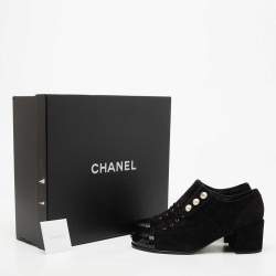 Chanel Black Suede and Patent Leather Pearl Detail Block Heel Oxford Ankle Booties Size 39