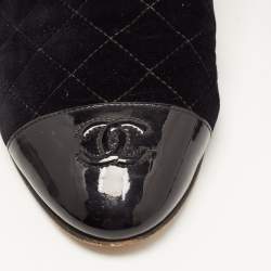 Pre Owned Chanel Black Quilted Velvet and Patent Cap Toe CC Bow Flat Mules Size 39