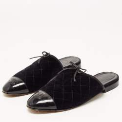 Pre Owned Chanel Black Quilted Velvet and Patent Cap Toe CC Bow Flat Mules Size 39