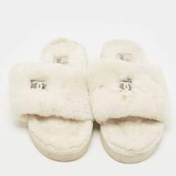 Pre Owned Chanel White Mink Fur CC Flat Slides Size 39