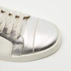 Pre Owned Chanel Silver/White Leather and Rubber CC Low Top Sneakers Size 39