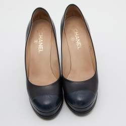 Pre Owned Chanel Black/Blue Leather Cap Toe Platform Pumps Size 40