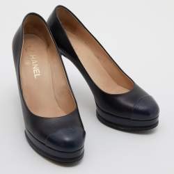 Pre Owned Chanel Black/Blue Leather Cap Toe Platform Pumps Size 40
