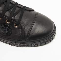 Pre Owned Chanel Black Leather CC Camelia Low Top Sneakers Size 41
