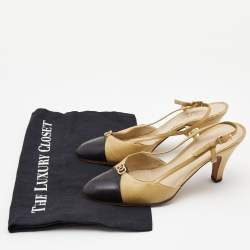 Pre Owned Chanel Beige/Black Leather CC Slingback Pumps Size 38.5