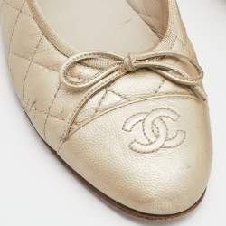 Pre Owned Chanel Gold Quilted Leather CC Cap Toe Bow Ballet Flats Size 39
