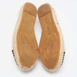 Chanel White/Black Woven Raffia And Grosgrain Fabric Cap Toe CC Espadrille Flat Size 38