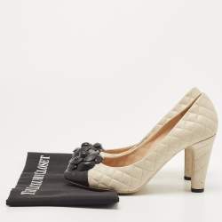 Pre Owned Chanel Beige/Black Quilted Leather CC Camelia Pumps Size 38