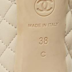 Pre Owned Chanel Beige/Black Quilted Leather CC Camelia Pumps Size 38