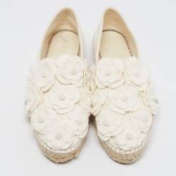 Pre Owned Chanel White Canvas CC Camellia Applique Espadrille Flats Size 39 