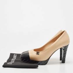Pre Owned Chanel Beige/Black Leather CC Cap Toe Pumps Size 38