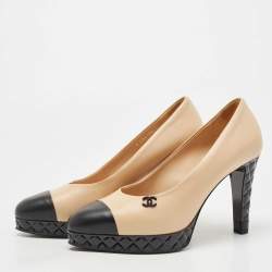Pre Owned Chanel Beige/Black Leather CC Cap Toe Pumps Size 38