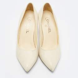 Pre Owned Chanel Cream Leather Point Toe Pumps Size 38.5