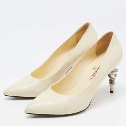 Pre Owned Chanel Cream Leather Point Toe Pumps Size 38.5