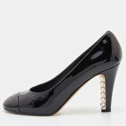 Pre Owned Chanel Black Patent Leather Faux Pearl Embellished Heel CC Cap Toe Pumps Size 39