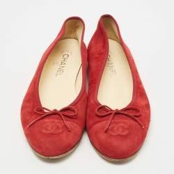 Pre Owned Chanel Red Suede Bow CC Cap Top Ballet Flats Size 41