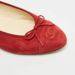 Pre Owned Chanel Red Suede Bow CC Cap Top Ballet Flats Size 41