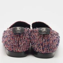 Pre Owned Chanel Tricolor Tweed and Leather Embellished CC Cap-Toe Smoking Slipper Size 40