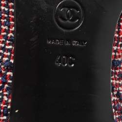 Pre Owned Chanel Tricolor Tweed and Leather Embellished CC Cap-Toe Smoking Slipper Size 40