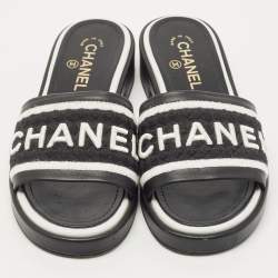 Chanel White/Black Leather and Canvas CC Logo Flat Slides Size 39