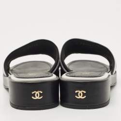 Chanel White/Black Leather and Canvas CC Logo Flat Slides Size 39