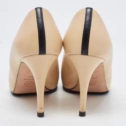 Pre Owned Chanel Beige/Black Leather CC Cap Toe Pumps Size 39