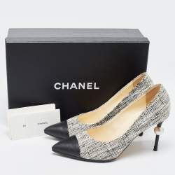 Pre Owned Chanel Black/White Tweed And Leather Cap Toe CC Pearl Heel Pumps Size 39