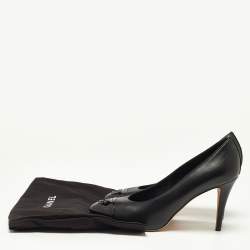 Pre Owned Chanel Black Leather and Patent Leather CC Cap Pumps Size 39