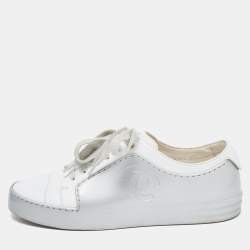 Pre Owned Chanel White/Grey Leather and Rubber CC Low Top Sneakers Size 37
