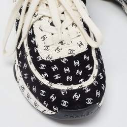 Pre Owned Chanel Black/White Suede CC Low Top Sneakers Size 39.5