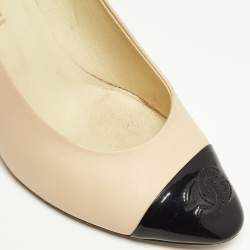 Pre Owned Chanel Beige/Black Leather and Patent CC Cap Toe Pumps Size 38