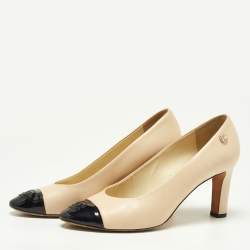 Pre Owned Chanel Beige/Black Leather and Patent CC Cap Toe Pumps Size 38