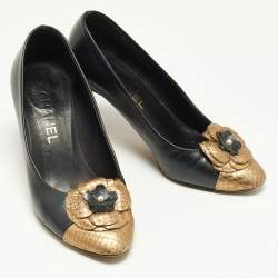 Pre Owned Chanel Black/Gold Leather and Python Embossed Cap Toe CC Camellia Pumps Size 37.5