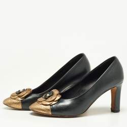 Pre Owned Chanel Black/Gold Leather and Python Embossed Cap Toe CC Camellia Pumps Size 37.5