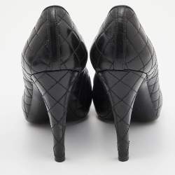 Pre Owned Chanel Black Quilted Leather CC Cap Toe Pumps Size 37