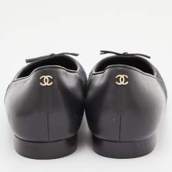 Pre Owned Chanel Black/Cream Quilted Canvas and Leather Bow Ballet Flats Size 39.5